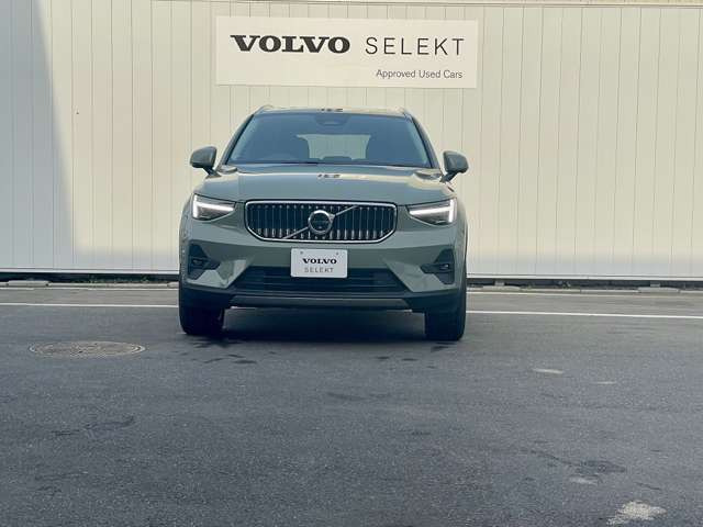 XC40ウルトラ B4 AWD 4WD