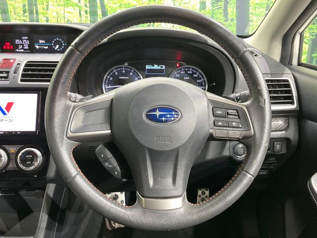 �y�����v�����X�e�A�����O�z�㎿�Ȋv���g�p���邱�ƂŁA��ɂ����������݂ƂĂ��^�]���₷���n���h���ł���