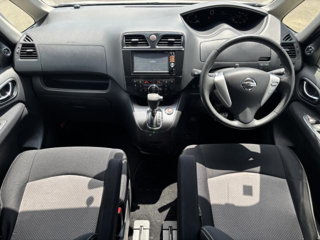 セレナ2.0 ライダー ブラックライン S-HYBRID