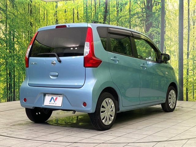 ☆全国のネクステージからお取り寄せが可能※!遠方の店舗に展示してあるクルマが気になる場合も、最寄りの店舗でご覧いただくことが可能です!是非私たちに要望をお聞かせください!※別途費用