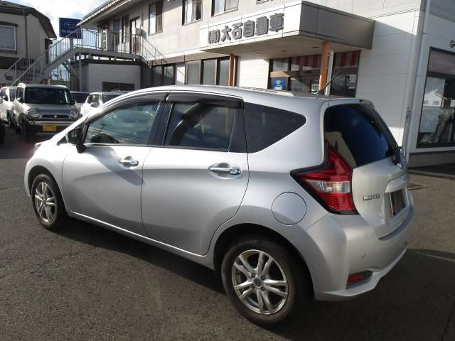 ノート1.2 X FOUR 4WD