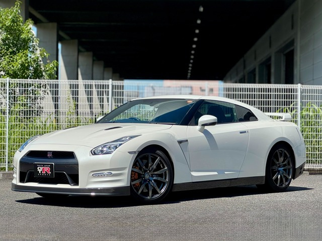 超大量の日産GTR色々美品状態おまけ2個付きです。 日産 GT-R 3.8 ブラックエディション 4WD 1年保証付 NISMO