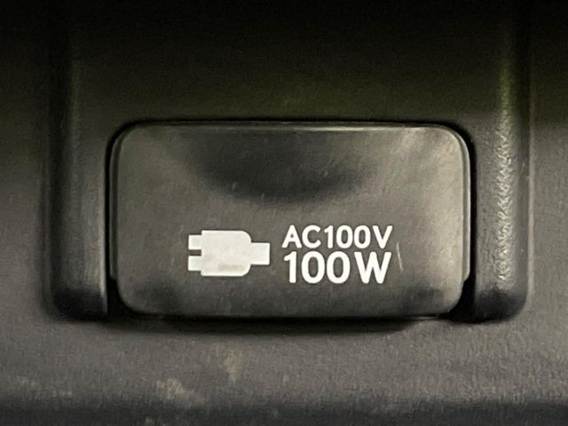 �y�A�N�Z�T���[�R���Z���g�z�L�����v��X�|�[�c�A�A�E�g�h�A�ł̃A�N�e�B�r�e�B�͂������A�ЊQ�E��d�̍ۂɏ����ɂ��Ȃ�AC100V�R���Z���g�𑕔���P�[�^�C��^�u���b�g�A�Q�[���@��̏[�d�ɂ�