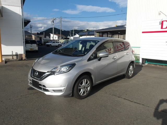 ノート1.2 X FOUR 4WD