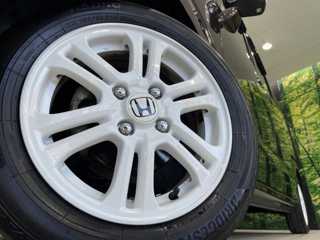 【純正14インチアルミホイール】外観にマッチした純正アルミホイールを装着しております。各種社外アルミホイールや、スタッドレスタイヤも取扱いしております。是非ご相談ください♪