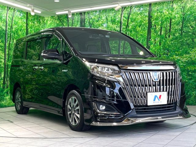 大好評のボディコーティング「弾スプラッシュコート」もご納車までに施工可能。通常のガラスコートと異なる、耐久年数6年の無機質ガラスコーティングが、ボディをキレイな状態に保ってくれます。