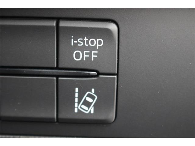 大好評のボディコーティング「ハイモースコート」もご納車までに施工可能。雨染みや線傷など中古車だからと諦めていませんか?ピカピカの状態でお乗り出しいただけます。