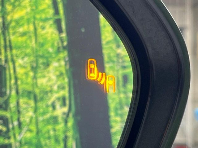 �y�u���C���h�X�|�b�g���j�^�[�z���s���A�h�A�~���[�̎��p�ɂȂ�₷���ӏ��Ɍ㑱�Ԃ��ڋ߂���ƃT�C�h�~���[�̃����Y�Ɍx����\��!�h���C�o�[�ɒ��ӊ��N�����Ă���܂��B