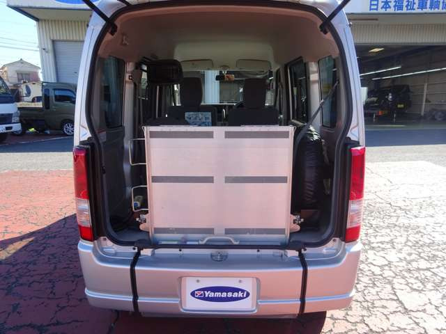 エブリイワゴンウィズ 車いす移動車