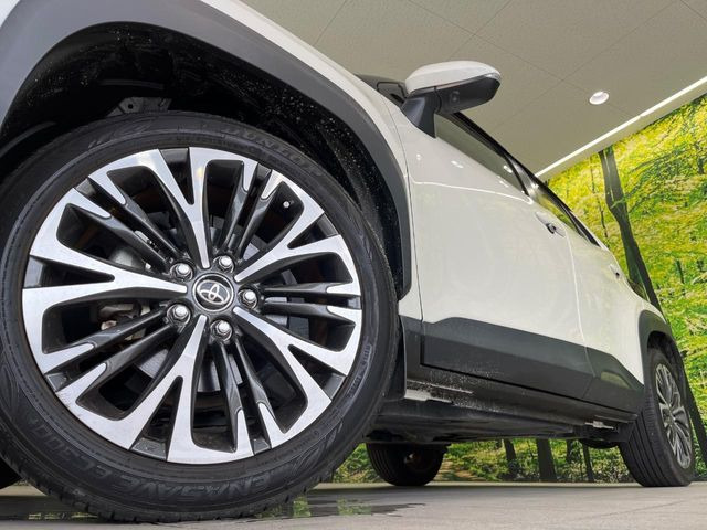 �y����18�C���`�A���~�z�C�[���z�O�ςɃ}�b�`���������A���~�z�C�[���𑕒����Ă���܂��B�e��ЊO�A���~�z�C�[����A�X�^�b�h���X�^�C�����戵�����Ă���܂��B���񂲑��k����������