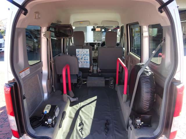 エブリイワゴンウィズ 車いす移動車