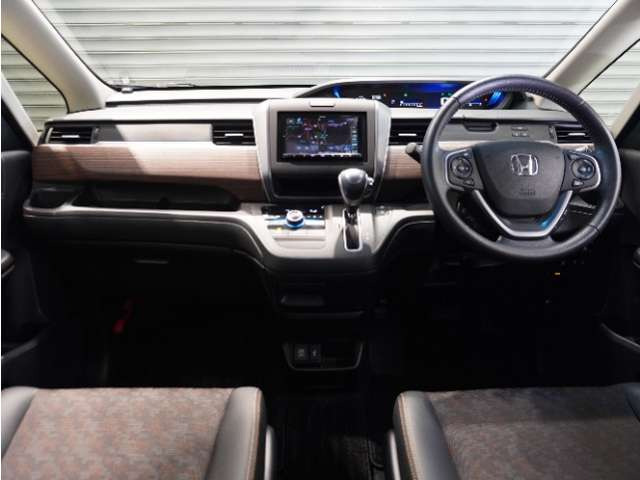 フリード+1.5 クロスター ホンダセンシング