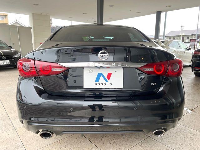 安心の最長10年・走行無制限保証(有償)をご用意。保証内容も充実はもちろん、無料点検&オイル交換や、年中無休の全国・24時間ロードサービスも付帯されておりますのでご安心下さい。