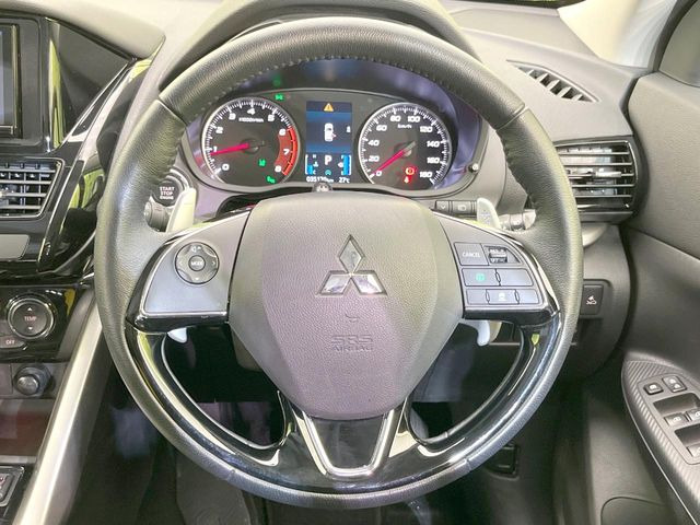 �y�X�e�A�����O�X�C�b�`�z�^�]���A�O������ڐ������炷���ƂȂ��A�I�[�f�B�I���̑��삪�\�ȕ֗��@�\!���S&���K�ȃh���C�u�����o���Ă���܂���