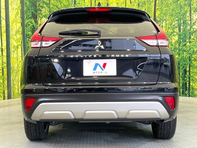 安心の最長10年・走行無制限保証(有償)をご用意。保証内容も充実はもちろん、無料点検&オイル交換や、年中無休の全国・24時間ロードサービスも付帯されておりますのでご安心下さい。