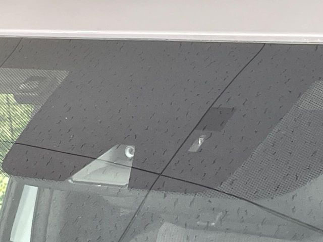 �y�O�He-Assist�z���s���ɑO���̎ԗ�����F�����A�Փ˂������Ȏ��͌x��ƃu���[�L�ŏՓˉ���Ɣ�Q�y�����A�V�X�g�B�����S�Ƀh���C�u�����y���݂��������܂��B