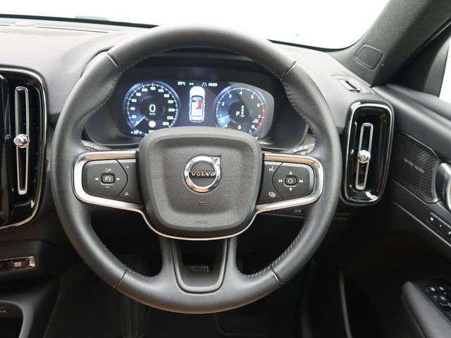 ��ɐG��镔���ł���X�e�A�����O�̏�Ԃ́A���ÎԑI�тɂ����Ĕ��ɏd�v�ȃ|�C���g�ł��B������̎ԗ��͎g�p�������Ȃ��A���ꂢ�ȏ�Ԃ�ۂ��Ă��܂��B