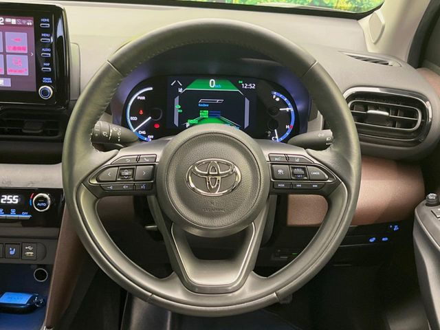 �y�����v�����X�e�A�����O�z�㎿�Ȋv���g�p���邱�ƂŁA��ɂ����������݂ƂĂ��^�]���₷���n���h���ł���