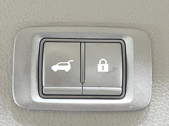 �y�p���[�o�b�N�h�A�z�X�}�[�g�L�[��^�]�Ȃ̃{�^�������������Ń��A�Q�[�g�������ŊJ���܂�!�ו��������Ă��鎞��A�����ʒu�ɂ���o�b�N�h�A��߂�ۂɕ֗��ȋ@�\�ł���