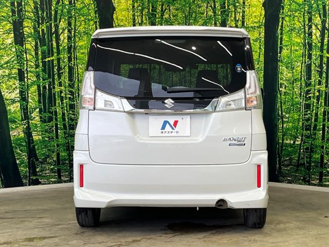 安心の最長10年・走行無制限保証(有償)をご用意。保証内容も充実はもちろん、無料点検&オイル交換や、年中無休の全国・24時間ロードサービスも付帯されておりますのでご安心下さい。