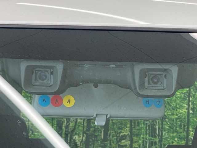 【スズキ デュアルカメラブレーキサポート】走行中に前方の車両等を認識し、衝突しそうな時は警報とブレーキで衝突回避と被害軽減をアシスト。より安全にドライブをお楽しみいただけます。