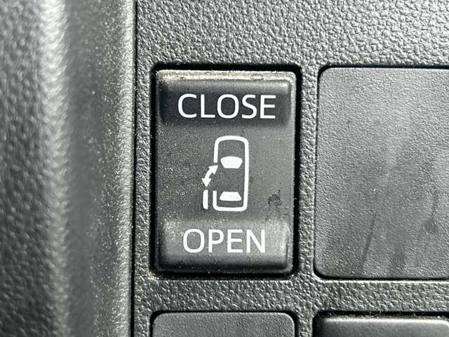 �y�d���X���C�h�h�A�z�h�A�̊J�������^�b�`�ōs�����Ƃ��ł��܂����֗��ȋ@�\�̈�ł��ˁ�