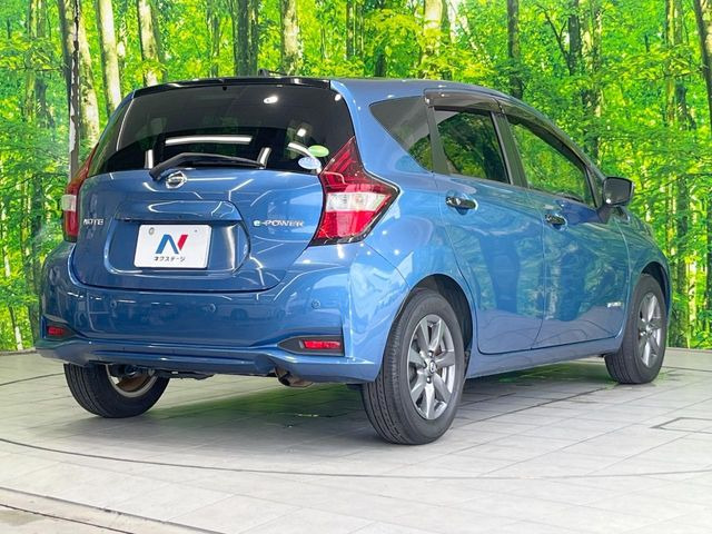 ☆全国のネクステージからお取り寄せが可能※!遠方の店舗に展示してあるクルマが気になる場合も、最寄りの店舗でご覧いただくことが可能です!是非私たちに要望をお聞かせください!※別途費用