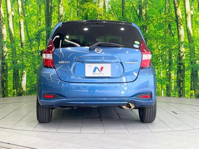 安心の最長10年・走行無制限保証(有償)をご用意。保証内容も充実はもちろん、無料点検&オイル交換や、年中無休の全国・24時間ロードサービスも付帯されておりますのでご安心下さい。