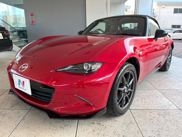 【マツダスピードエアロ】人気のスピードエアロを装備!クルマの外観がよりスタイリッシュになり、街中で存在感あふれる1台に♪将来買い替える時にもリセールに影響しやすく、価値ある人気の装備です!