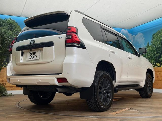 ☆全国のネクステージからお取り寄せが可能※!遠方の店舗に展示してあるクルマが気になる場合も、最寄りの店舗でご覧いただくことが可能です!是非私たちに要望をお聞かせください!※別途費用