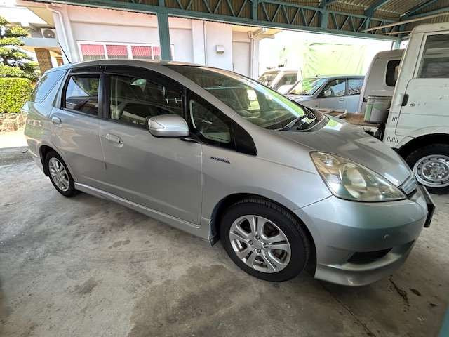 フィットシャトルハイブリッド1.3 スマートセレクション