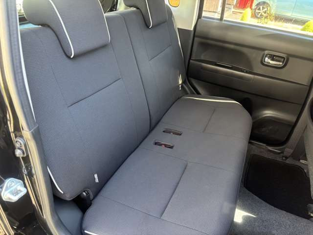 �V�[�g�ɖڗ��_���[�W�͂���܂���B