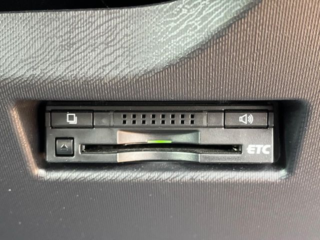 【ETC】高速道路の料金所をストレスなく通過!話題のスポットやサービスエリアに多い「スマートIC」利用時は必須のアイテムです。当店でセットアップを実施、ご納車当日からすぐにご利用いただけます!