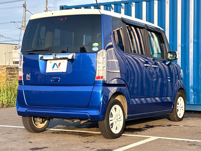 ☆全国のネクステージからお取り寄せが可能※!遠方の店舗に展示してあるクルマが気になる場合も、最寄りの店舗でご覧いただくことが可能です!是非私たちに要望をお聞かせください!※別途費用