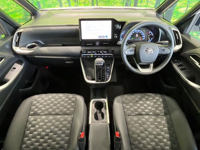 ヴォクシー1.8 ハイブリッド S-Z