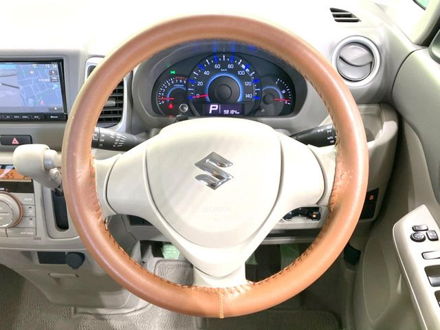 スシページです。 Suzuki SPACIA スペーシアカスタム ハイブリッドXSターボ 0.7 64