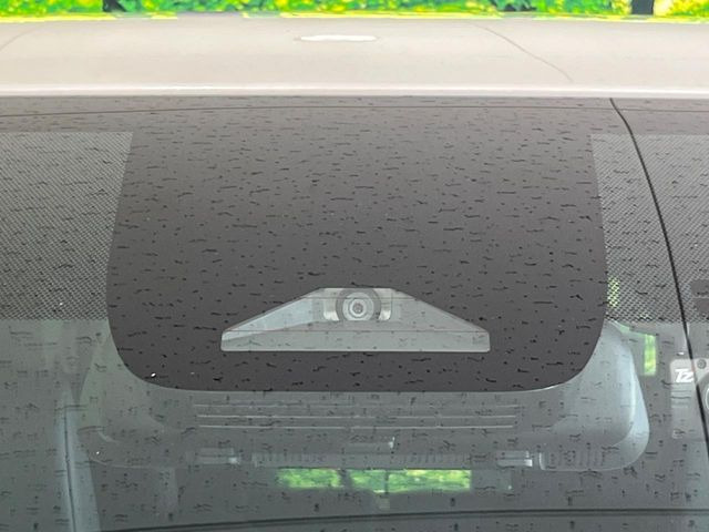 ヴォクシー1.8 ハイブリッド S-Z