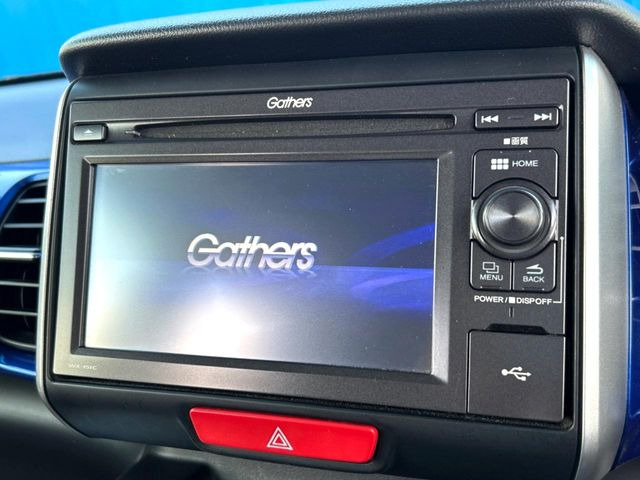 【ディスプレイオーディオ】視認性が高いディスプレイオーディオを装備♪操作性も良好で直感的なソース選択が可能です。