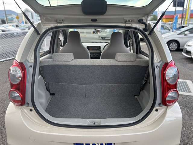 �g�����N�͉ו������Ȃ�l�܂��e�ʂł���