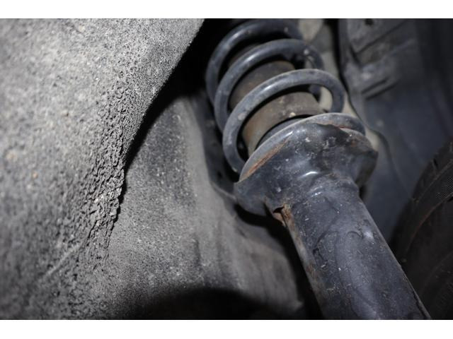 ���X�ł͐����ɁA�O�������H��ɓ_���E�������o���Ă��܂��B�n��ōł��M���ł���d�����ł��鏊�ł�!�X�Ɍ����Ȃ鑖�s�e�X�g!���S�E���S���e�[�}�ɔ[�Ԃ�����܂ŋC�����悭���^�т��܂�!���X�ɂ��C����������