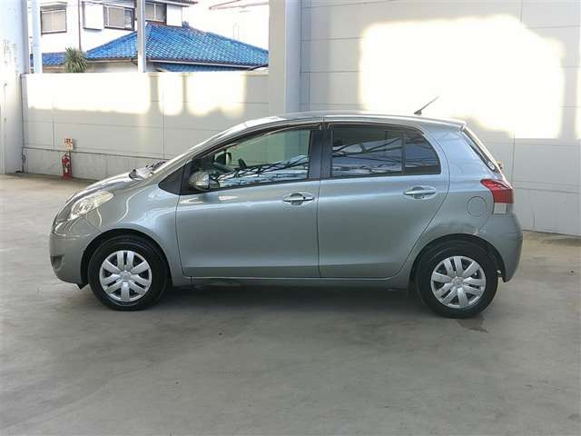 ヴィッツ1.0 F リミテッドII