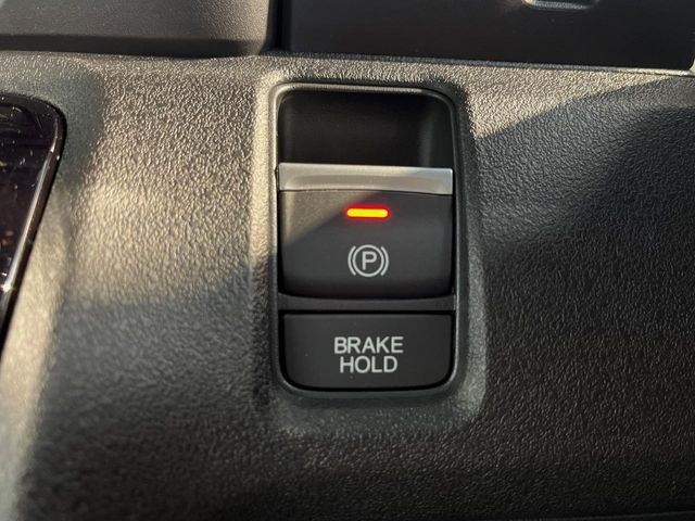 �y�d���p�[�L���O�u���[�L�z�p�[�L���O�u���[�L�͕֗��ȓd����!�{�^����ő���ł��A�A�N�Z���𓥂߂Ύ����ŉ�������܂��􃌃o�[��y�_���������̂ŉ^�]�ȉ����������肵�܂��ˁ�