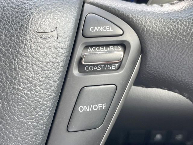 �y�N���[�Y�R���g���[���z�������H�����N���N���s�B�A�N�Z���𗣂��Ă���葬�x�ő��s���ł��A�������^�]���̕��S���y��!�����E�������ȒP�ȃX�C�b�`����Œ����ł��܂��B