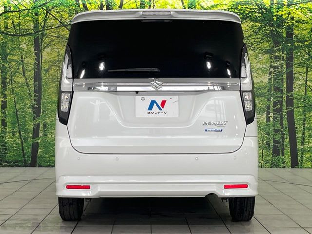 安心の最長10年・走行無制限保証(有償)をご用意。保証内容も充実はもちろん、無料点検&オイル交換や、年中無休の全国・24時間ロードサービスも付帯されておりますのでご安心下さい。