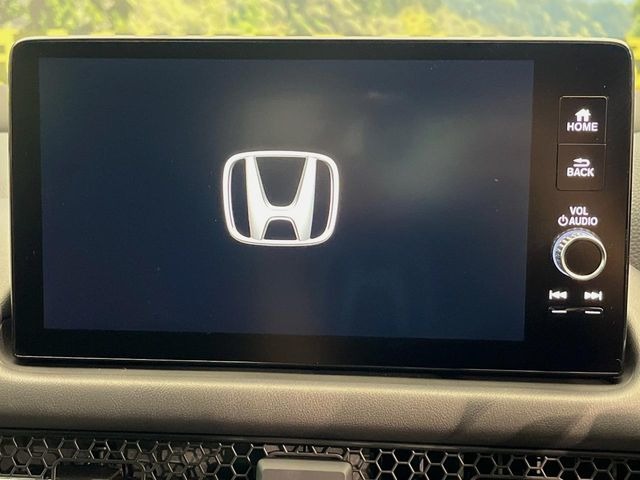 �y9�C���` �z���_�R�l�N�g�f�B�X�v���C�z���F���̍������ʃf�B�X�v���C�Ńi�r�̎g�p��A�������̃X�}�[�g�t�H���ƘA�g����bluetooth�ł̉��y�Đ����\�ł���