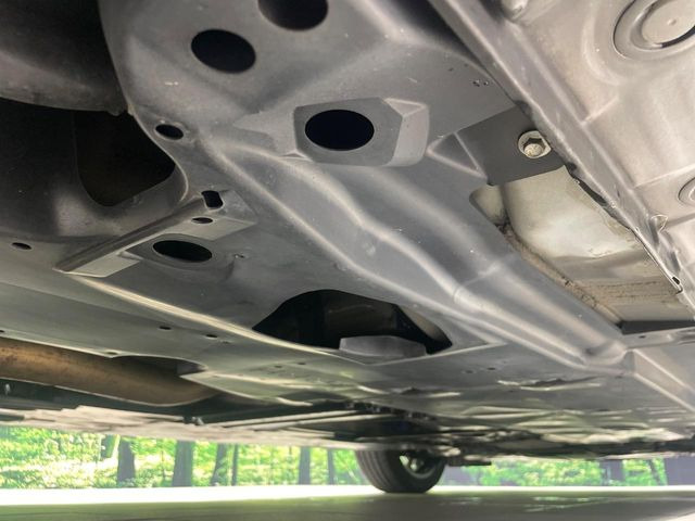 下回りがきれいなうちに、防錆加工の施工がオススメ。降雪地域はもちろん、沿岸部にお住いの方や、趣味でマリン・ウィンタースポーツをされる方にご好評いただいております。