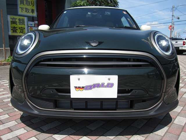 ミニクーパー レゾリュート エディション DCT