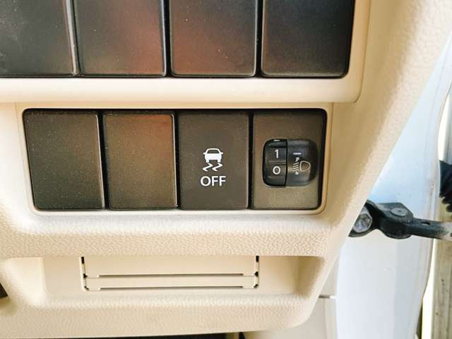 当店は【修復歴なし】のお車を取り扱っております!安心してお任せ下さいませ!(一部車両を除く)