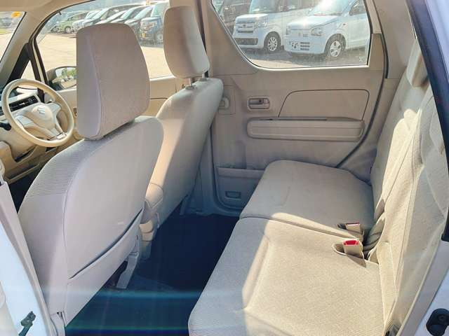 当店では厳選したお車を毎月100台以上の仕入れを行ない、お得な価格で皆様にご提供させて頂いております♪