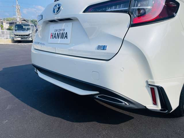 カローラツーリング1.8 ハイブリッド W×B